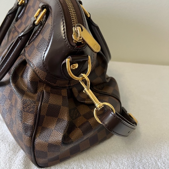 🔥🔥sold🔥🔥Authentic Trevi PM Size - Picture 3 of 17